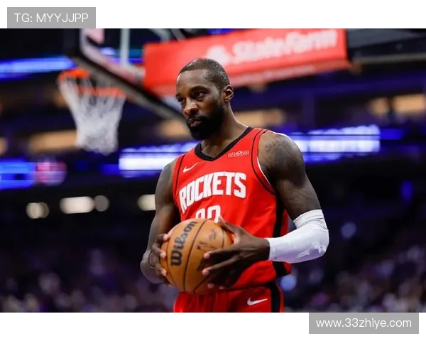 布鲁斯在NBA火箭队效力时期的精彩回顾