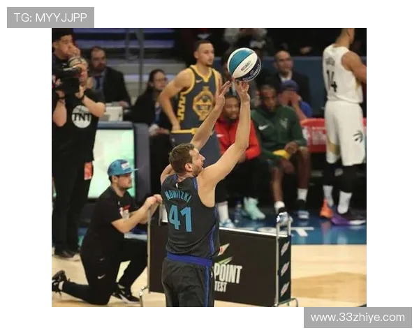 2017年NBA全明星三分球大赛戈登惜败汤普森一球之差